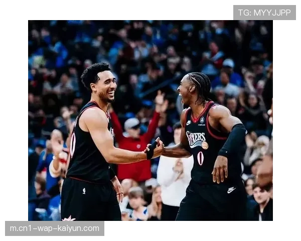 泰雷塞·哈利伯顿谈新秀队友 马克西速度令世界队难以防范