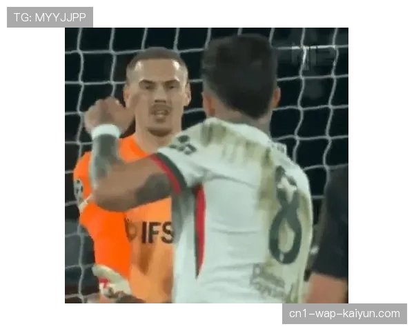 切尔西门将约恩森致命失误，门将位置稳定性成豪门短板